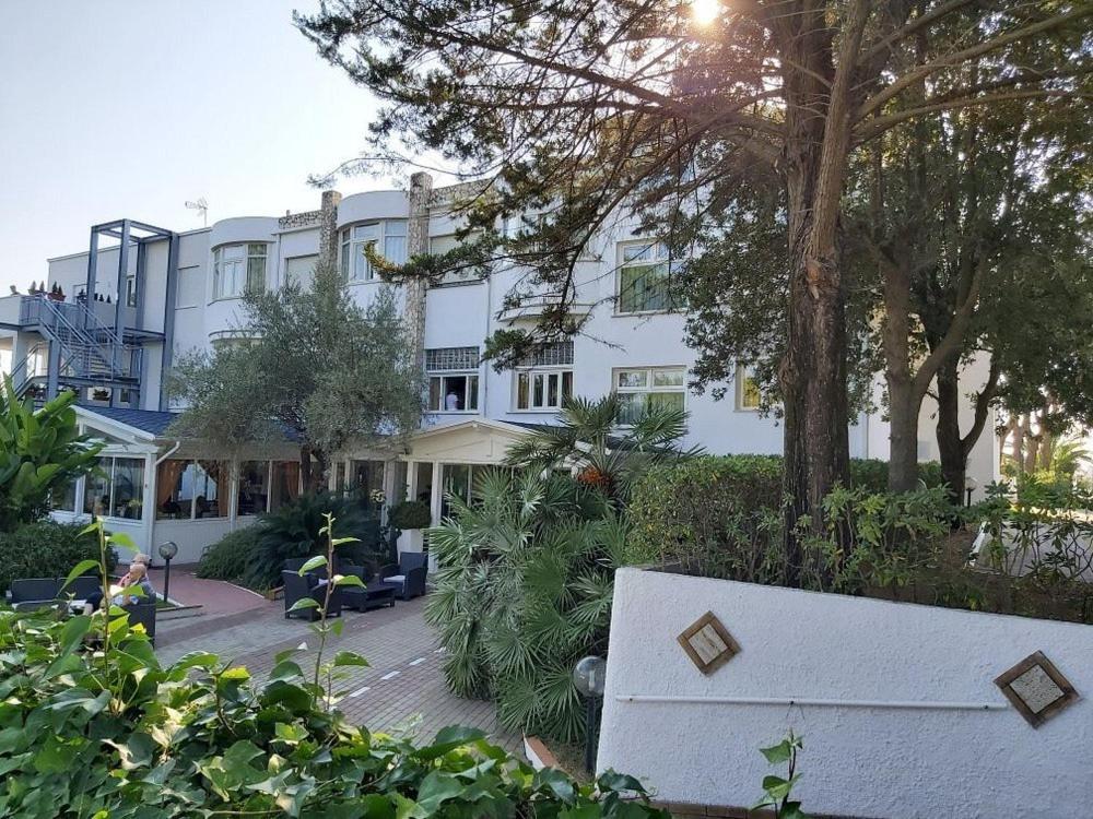 Capo Circeo Beach Resort Spa Fronte Mare San Felice Circeo Ngoại thất bức ảnh