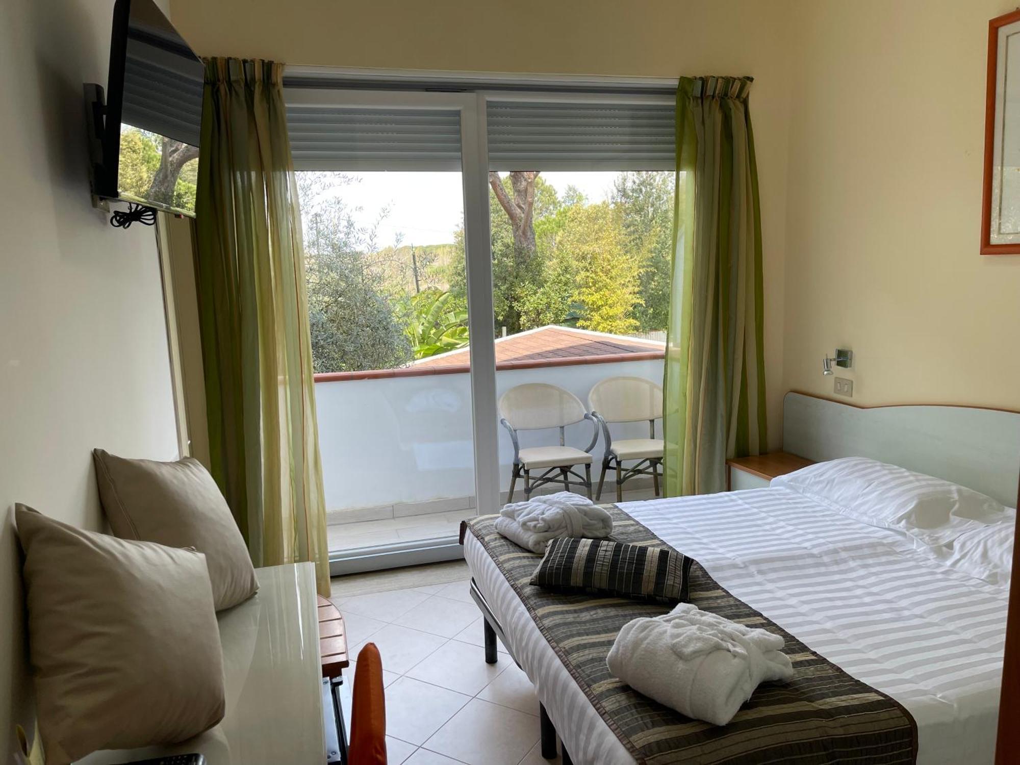 Capo Circeo Beach Resort Spa Fronte Mare San Felice Circeo Ngoại thất bức ảnh
